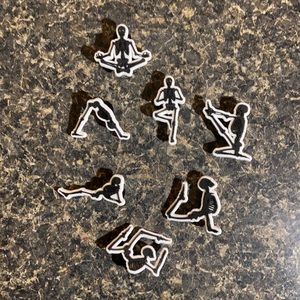 CROCS SHOE CHARMS YOGA SKELETON 💀☠️💀7 PIECE SET
